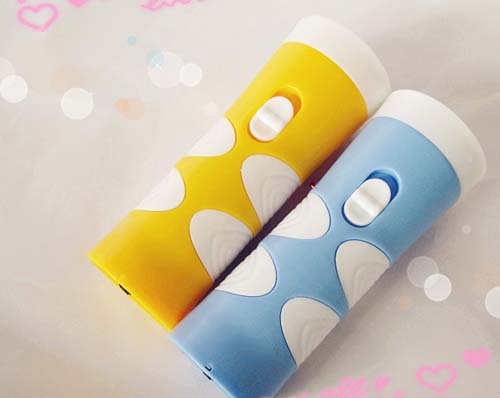 Hot Sale Mini Colorful Rechargeable LED Flashlight